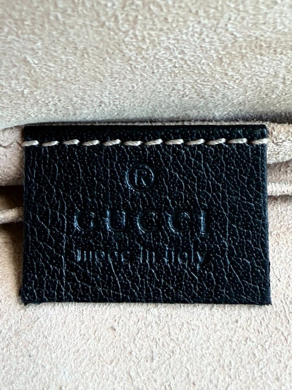Gucci GG Marmont, Tiger Head, Shoulder Strap Leather Purse - Picture 15 of 16